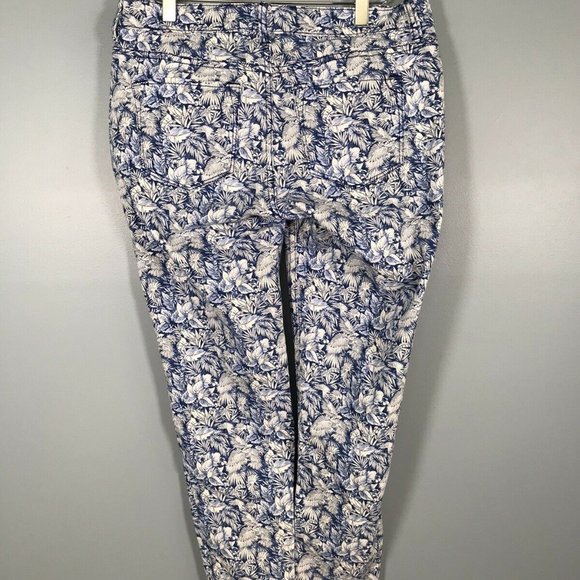 Tommy Bahama Women's Pants Size 8 Blue White Leaves Tropical Stretch - Picture 5 of 12